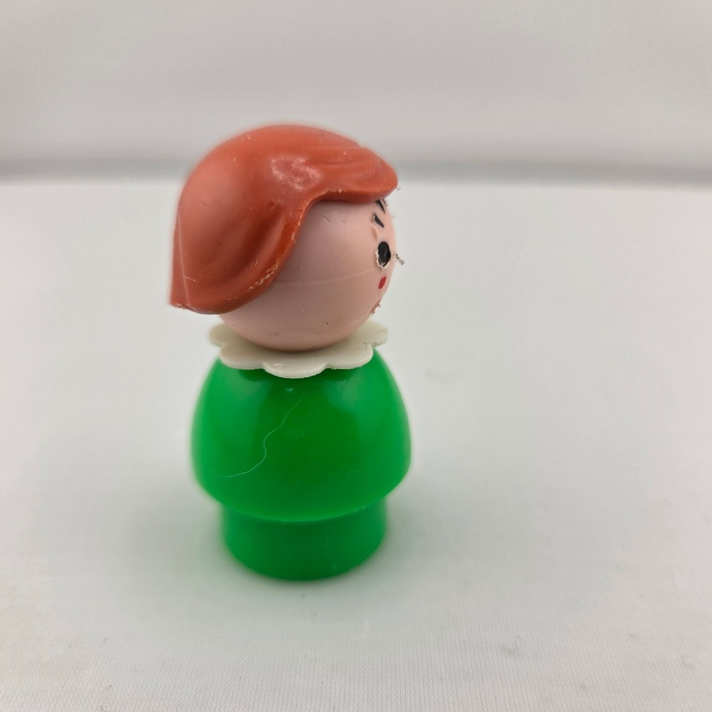 VTG Fisher Price Little People Girl Green Body Red Freckles White Collar - Picture 4 of 5